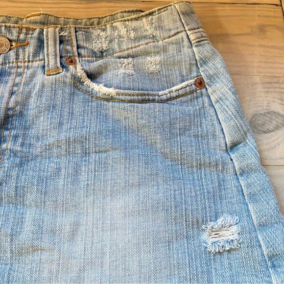 FOREVER 21 Distressed Frayed Mini Denim Skirt Womens Waist 29 inch Medium - Picture 8 of 15